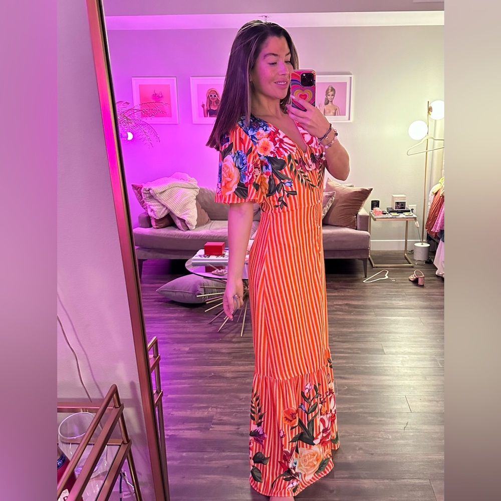 Lulu’s | Bright Floral Maxi Dress Medium